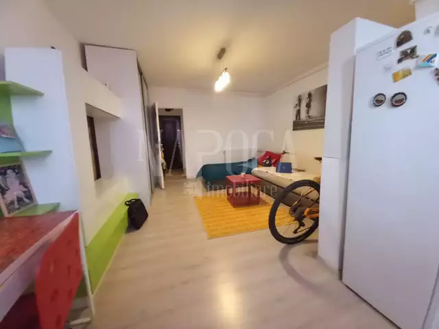 Vanzare apartament, o camera in Manastur