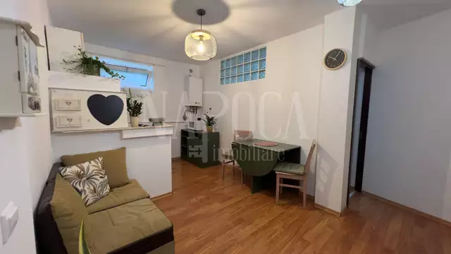 Se vinde apartament, o camera in Zorilor