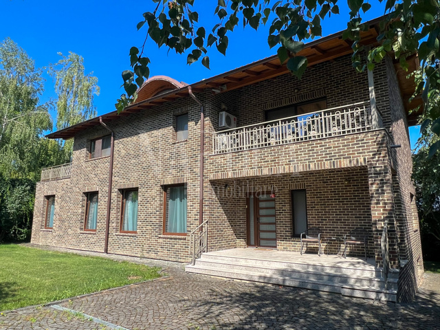 Se vinde casa, 5 camere in Faget