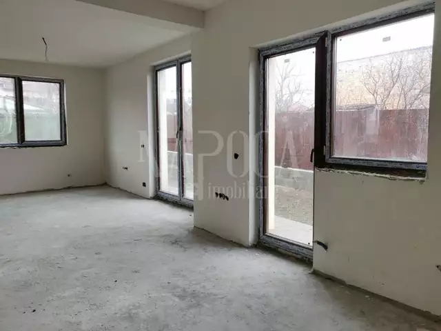 Vanzare casa, 4 camere in Bulgaria