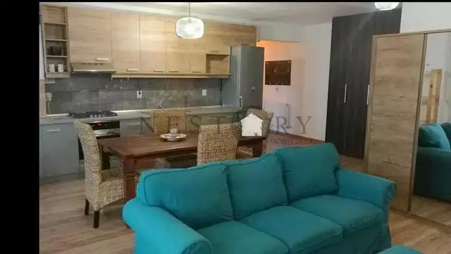 Apartament 2 camere, etaj 3, parcare, Buna Ziua, zona Carmen Silva