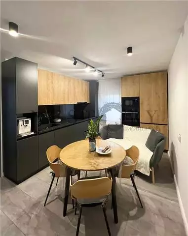 Apartament cu 3 camere|decomandate|renovat|Piata Zorilor