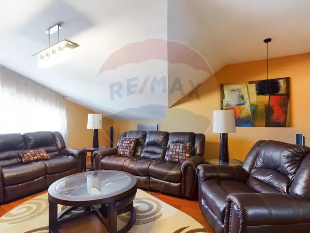 Apartament cu 3 camere de vânzare, str. Eroilor, Florești, COMISION 0%