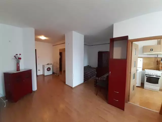 De vanzare apartament, o camera, in Cluj-Napoca, zona Iris