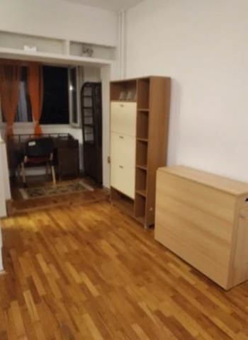 Se inchiriaza apartament, o camera, in Cluj-Napoca, zona Centru
