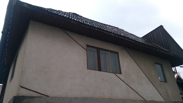 Se vinde casa, 4 camere, in Cluj-Napoca, zona Bulgaria