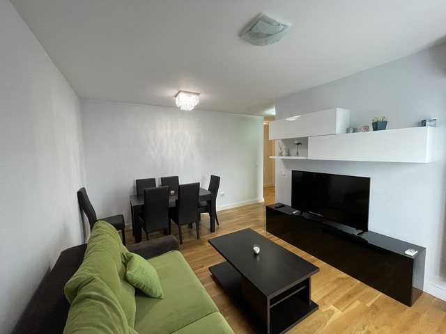 Vanzare apartament, 3 camere, in Cluj-Napoca, zona Intre Lacuri