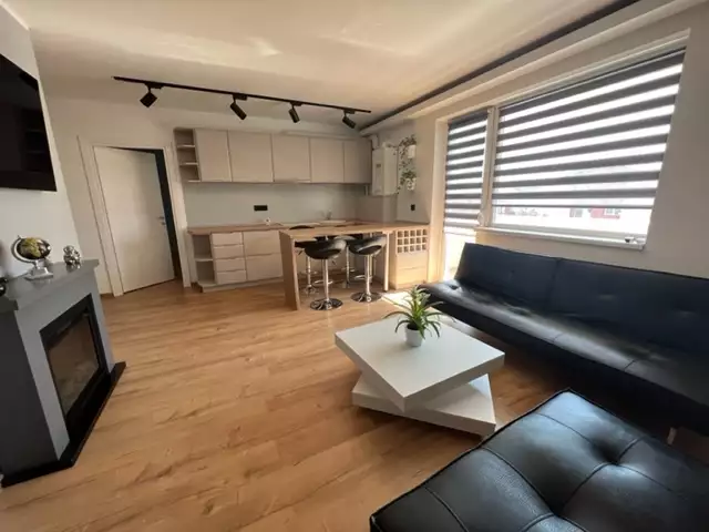 De vanzare apartament, 2 camere, in Floresti, zona Centru - PropertyBook