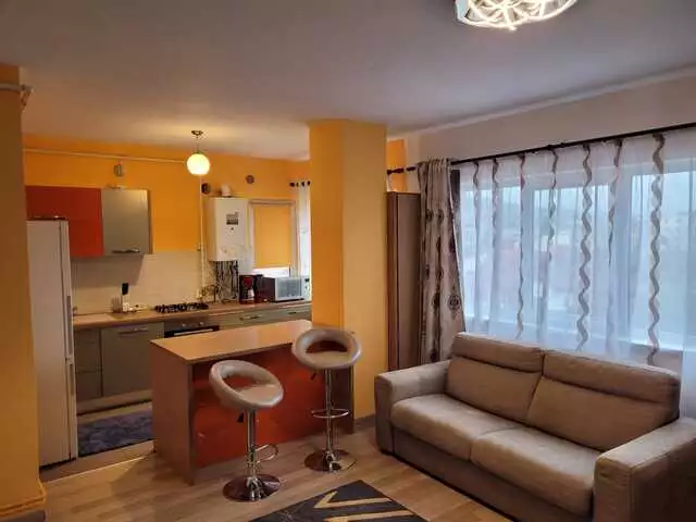 De vanzare apartament, 3 camere, in Cluj-Napoca, zona Dambul Rotund