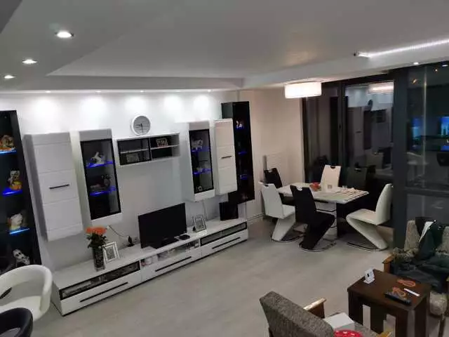 Vanzare apartament, 3 camere, in Cluj-Napoca, zona Borhanci