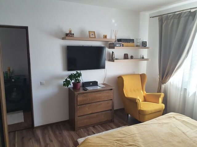 De vanzare apartament, 2 camere, in Floresti, zona Centru - PropertyBook