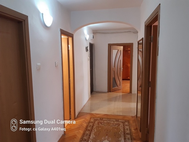 Inchiriere apartament, 3 camere, in Cluj-Napoca, zona Manastur