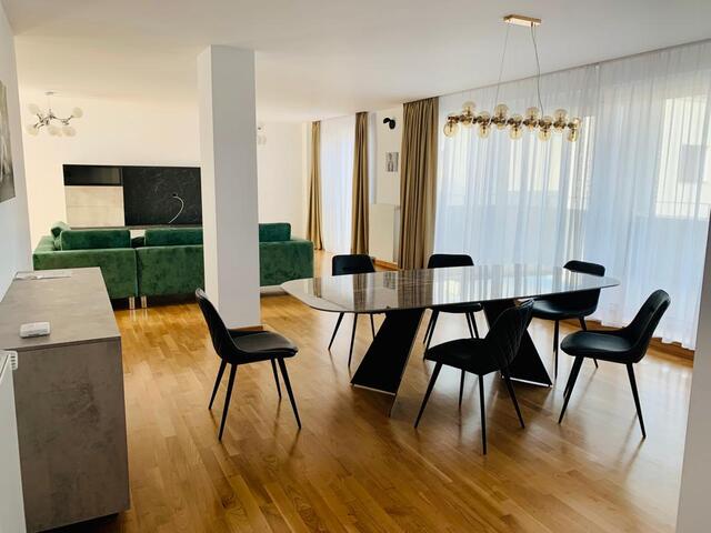 De inchiriat apartament, 3 camere, in Cluj-Napoca, zona Centru