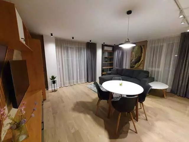 Se inchiriaza apartament, 2 camere, in Cluj-Napoca, zona Europa