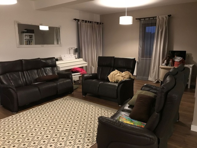 De vanzare casa, 5 camere, in Floresti, zona Centru