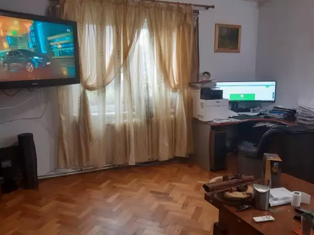Vanzare casa, 4 camere, in Cluj-Napoca, zona Zorilor