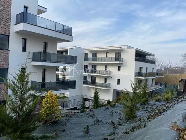 Se vinde apartament, 3 camere in Borhanci - PropertyBook
