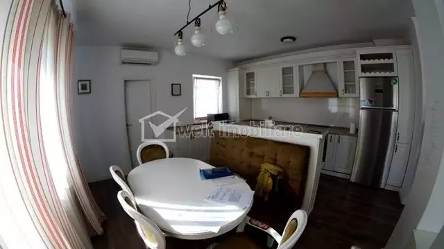 Vanzare apartament, 3 camere in Dambul Rotund - PropertyBook