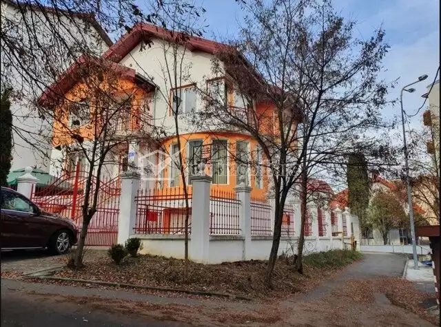 Se vinde casa, 5 camere in Zorilor