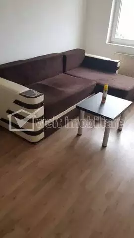 De vanzare apartament, o camera in Gruia