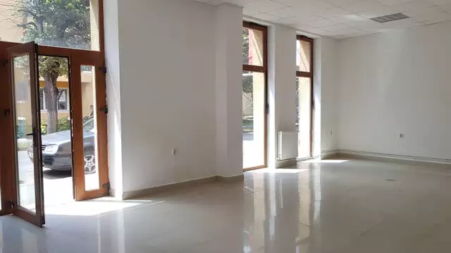 Vanzare spatiu cu chiriasi, zona piata Garii - Eon Gaz