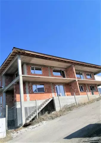 Duplex  spatios in Borhanci, 225 mp utili, teren 360 mp - PropertyBook