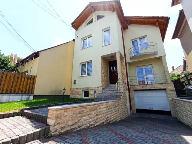 Casa individuala | 300mp | La cheie | Garaj | Zona Belvedere- Cetatuie
