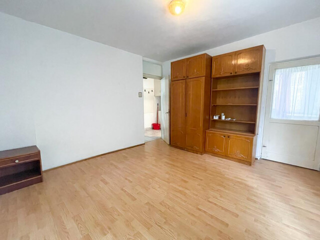 Apartament 1 camera | Etaj 1 | Decomandat | Gheorgheni | Muncitorilor! - PropertyBook